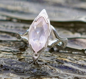 Pierścień Joni- Kwarc Różowy- ROZMIAR M (15-19) srebrny/pozłacany