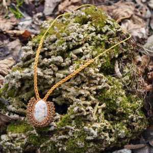 Naszyjnik Makrame- Kamień Słoneczny- Pozytywna Energia