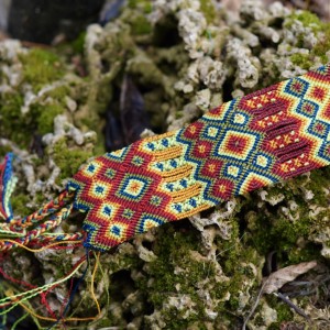 Bransoletka Makrame z plemienia Indian Shipibo