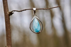 Larimar naszyjnik- komunikacja, Era Wodnika